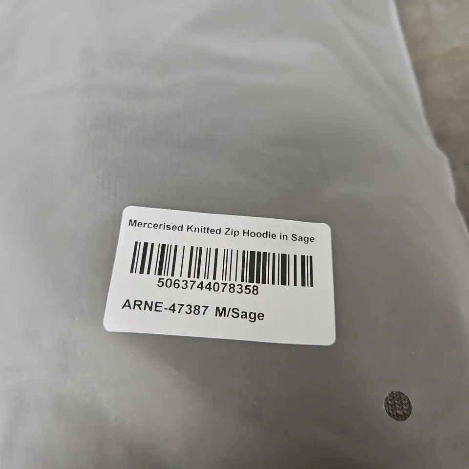 ARNE MERCERISED KNITTED ZIP HOODIE IN SAGE – UK M