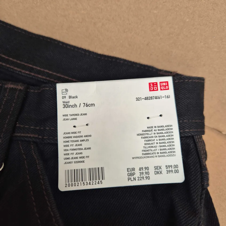 UNIQLO BLACK WIDE-FIT JEANS, MEN'S, WAIST 30 INCH (76 CM)
