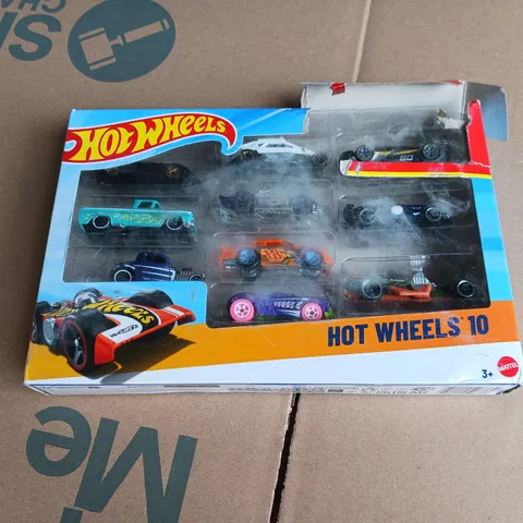 BOXED HOT WHEELS 10