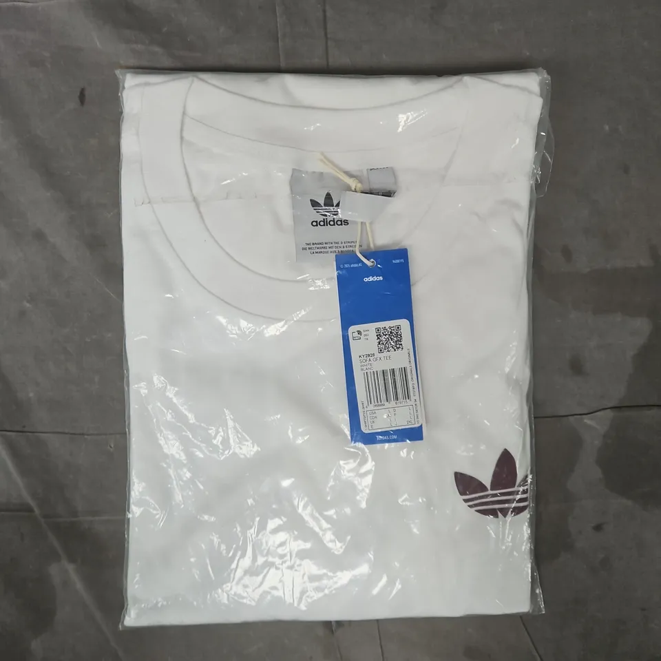 BAGGED ADIDAS SOFA GFX T-SHIRT IN WHITE SIZE LARGE