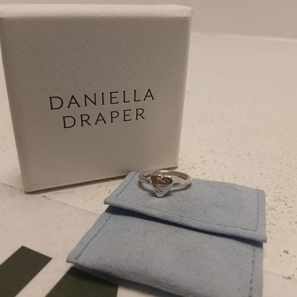 DANIELLA DRAPER SILVER RING WITH HEART DETAIL – BOXED