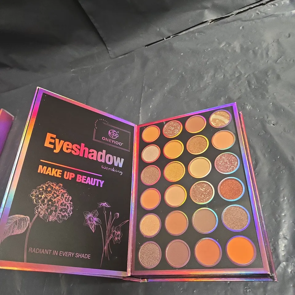 ONEYIOO PROFESSIONAL MAKE-UP KIT