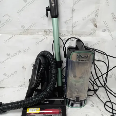 SHARK STRATOS UPRIGHT VACUUM CLEANER WITH PET-TOOL & CAR KIT NZ860UK - COLLECTION ONLY