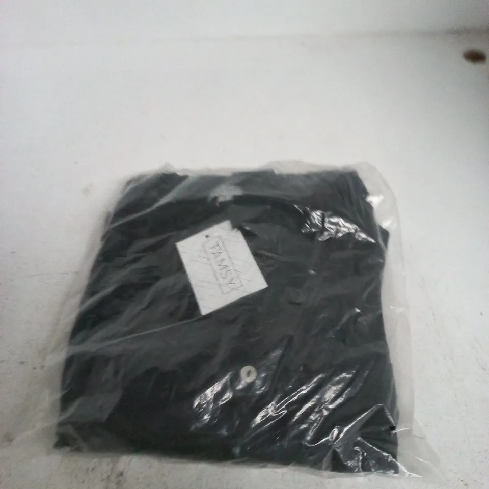 TAMSY BLACK SHIRT – UK SIZE L