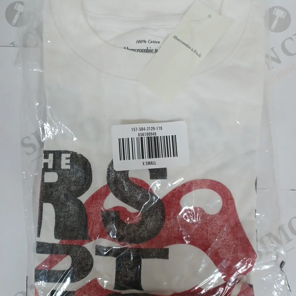 ABERCROMBIE & FITCH GRAPHIC T-SHIRT IN WHITE SIZE XS