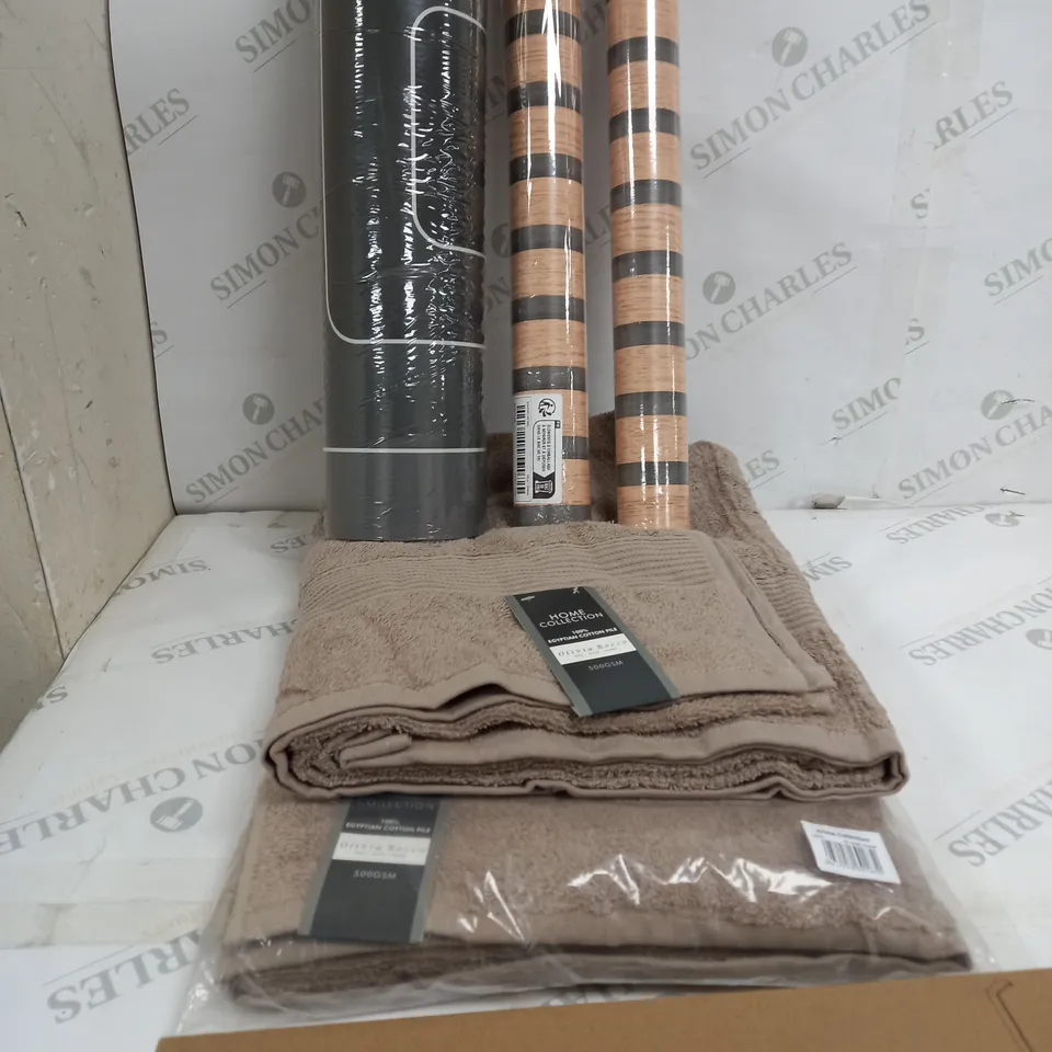 BOX OF APPROX 15 ASSORTED ITEMS TO INCLUDE - DÉCOR, WALL PAPER, OVER DOOR HOOK ETC