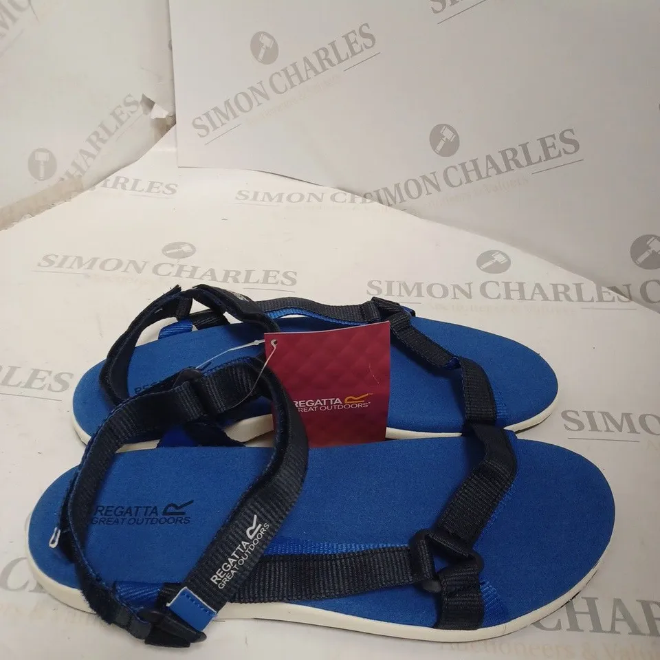 REGATTA LADY SANTA SOL SANDALS SIZE 8