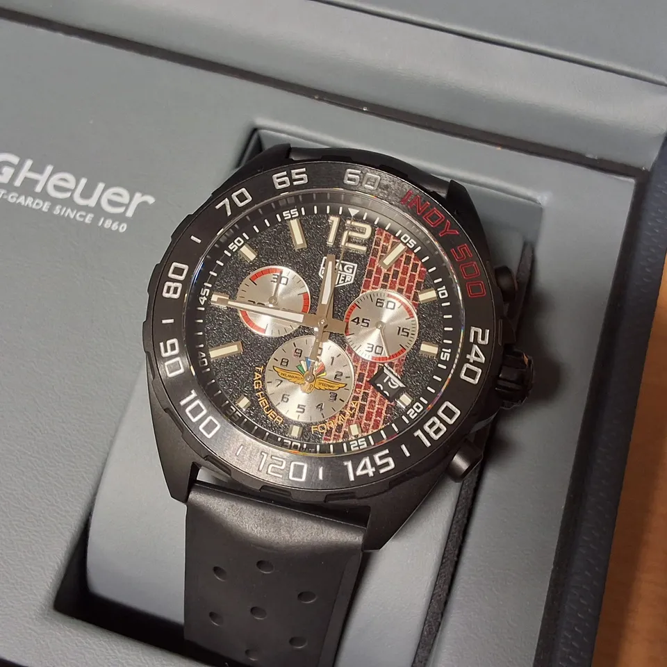 BOXED TAG HEUER INDY 500 BLACK DIAL WATCH WITH RUBBER STEAP
