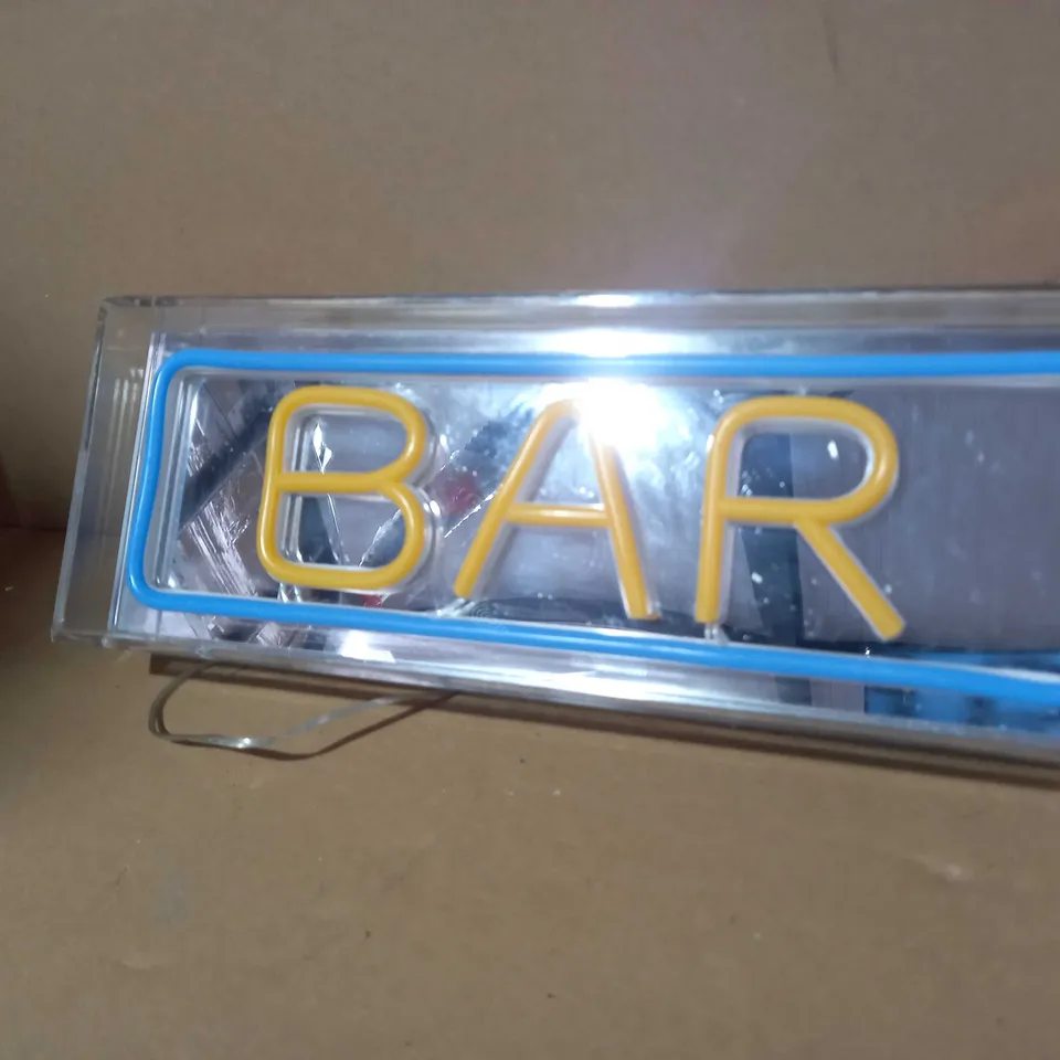 BUNDLEBERRY BY AMANDA HOLDEN NEON STYLE LED LIGHT