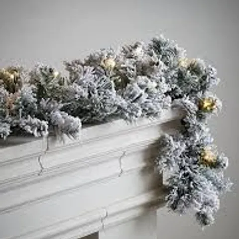 BOXED 6FT PRE LIT FROSTED GARLAND 