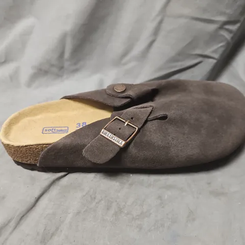 BIRKENSTOCK BOSTON BS CLOGS, DARK BROWN SUEDE, UK 5 (EU 38) β PAIR