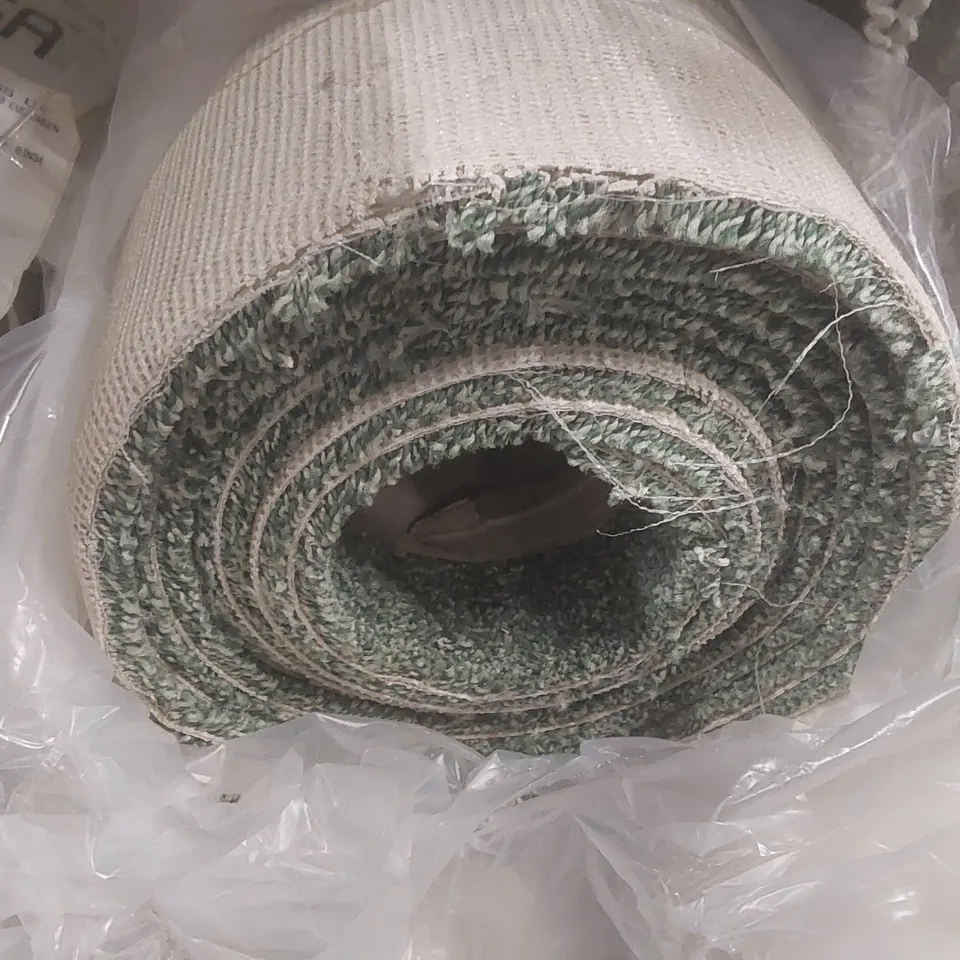 ROLL OF QUALITY STS HERITAGE LUXURY CARPET - APPROXIMATELY 4.6 x 5m