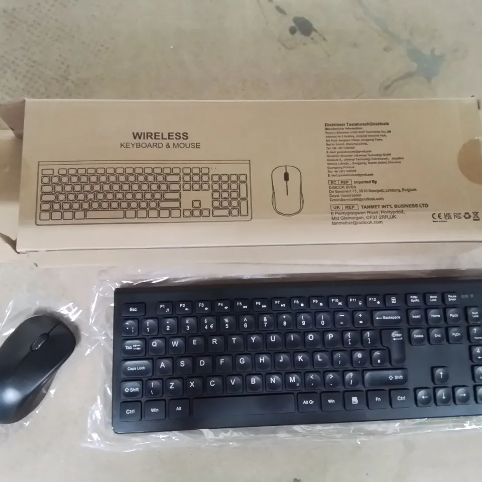 5 BOXED WIRELESS KEYBOARDS WITH WIRELESS MOUSE IN BLACK