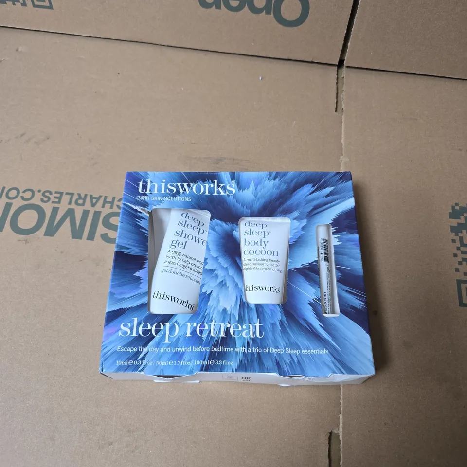 THIS WORKS SLEEP RETREAT SKINCARE SET – THREE-PIECE