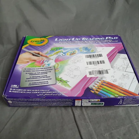 CRAYOLA LIGHT-UP TRACING PAD 