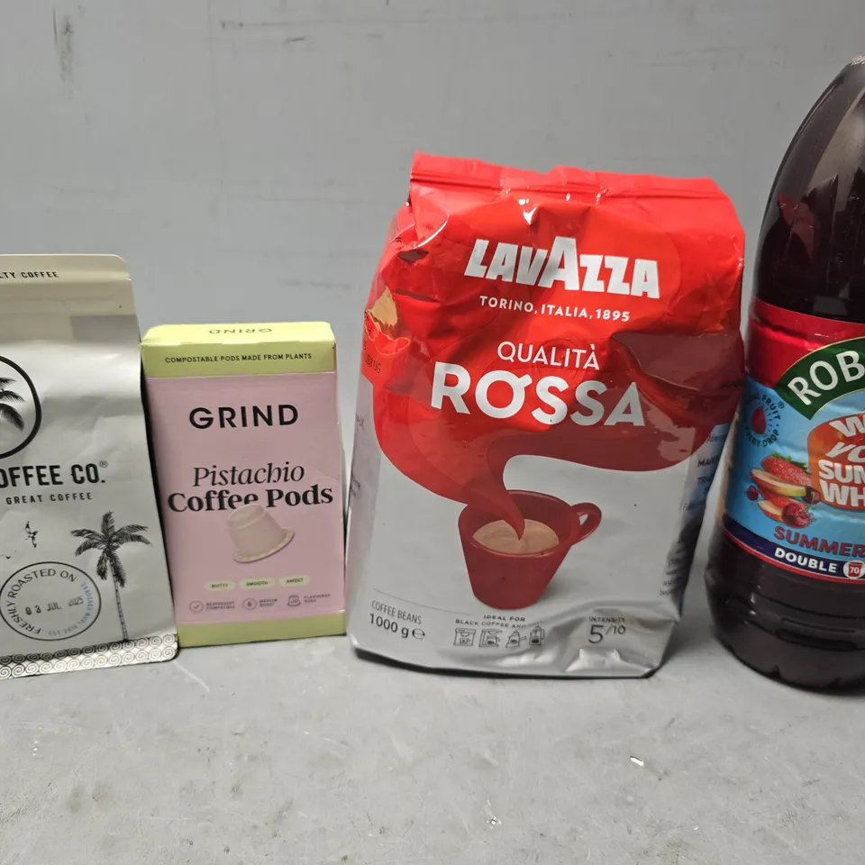 APPROXIMATELY 7 ASSORTED DRINKS ITEMS TO INCLUDE - LAVAZZA ROSSA , GRIND PISTACHIO COFFEE PODS ETC