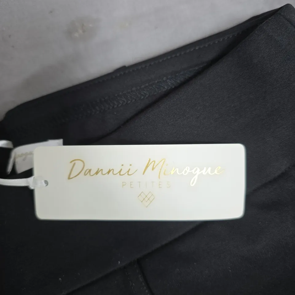 DANNII MINOGUE PETITES BLACK TROUSERS – UK 12P