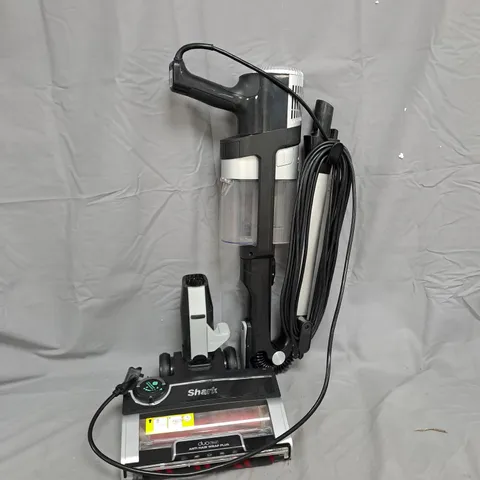 SHARK STRATOS ANTI HAIR WRAP PET PRO VACUUM CLEANER WITH ANTI ODOUR HZ3000UKT