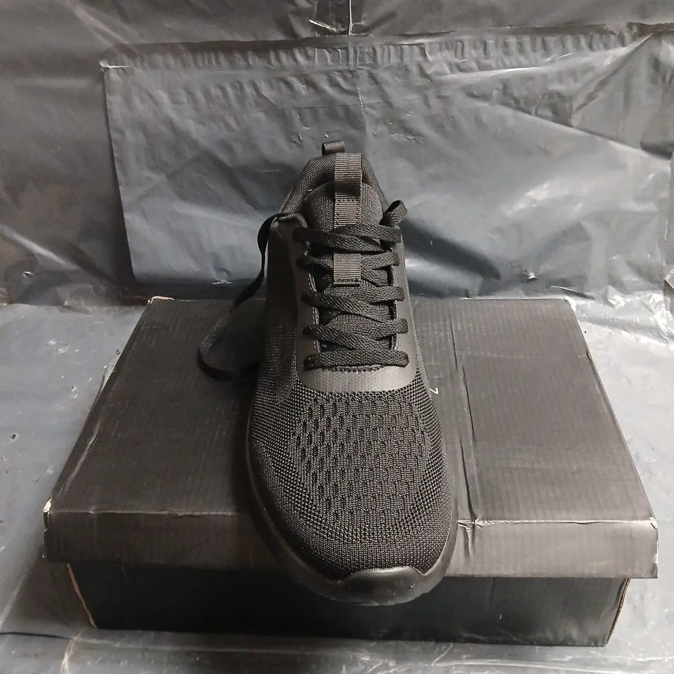 FRENCH CONNECTION BLACK KNIT SNEAKERS UK 12