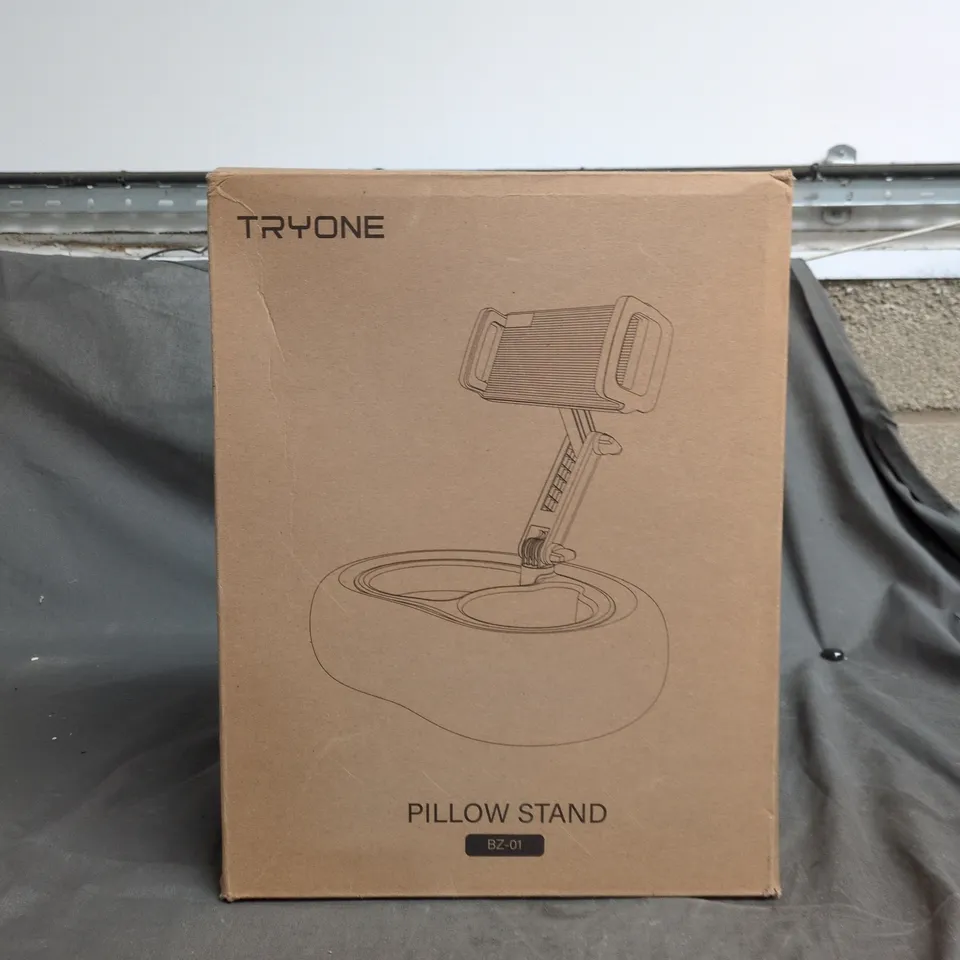 TRYONE PILLOW STAND – BZ-01