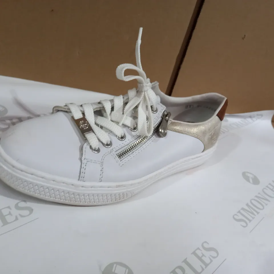 RIEKER WHITE TRAINER SIZE 6