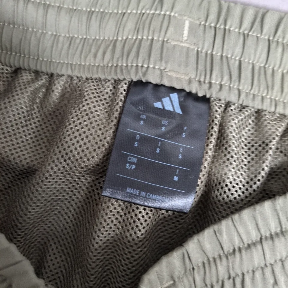 ADIDAS 3 STRIPE SHORTS IN DARK GREEN - SMALL