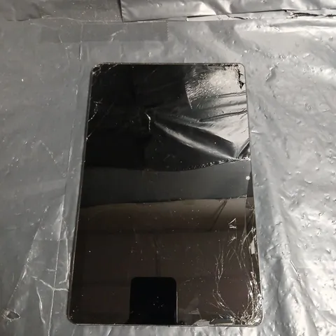 REALME TABLET – SILVER GREY BACK, CRACKED FRONT DISPLAY