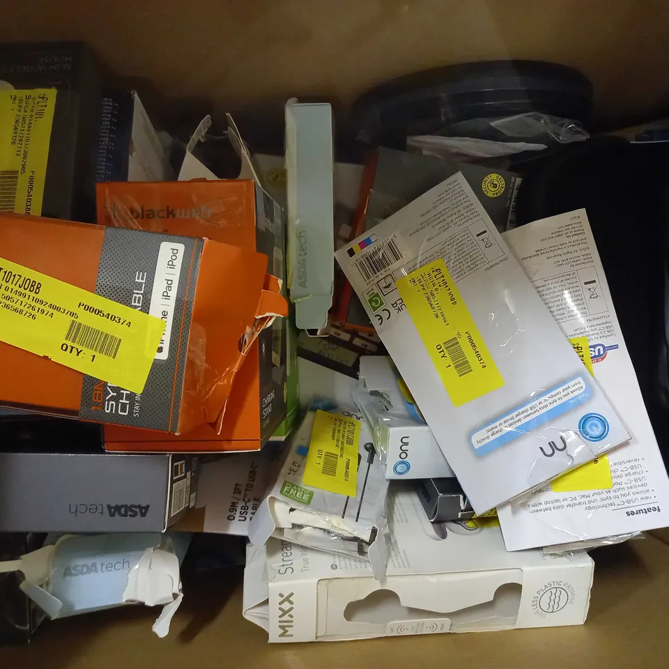 BOX OF APPROXIMATELY 20 ASSORTED ELECTRICAL ITEMS TO INCLUDE ASDA TECH TRUE WIRELESS EARBUDS, MIXX ULTRAFIT WIRELESS HEADPHONES, BLACKWEB HDMI CABLE, ETC