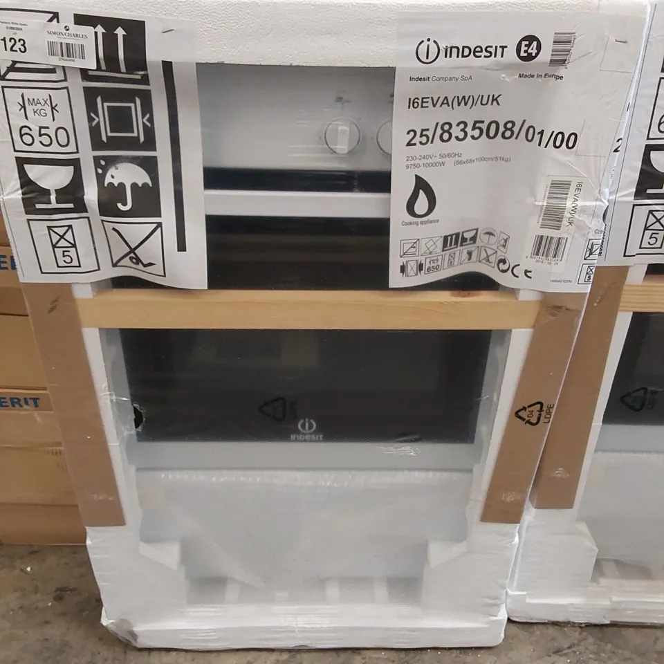INDESIT OVEN I6 EVA (W) UK