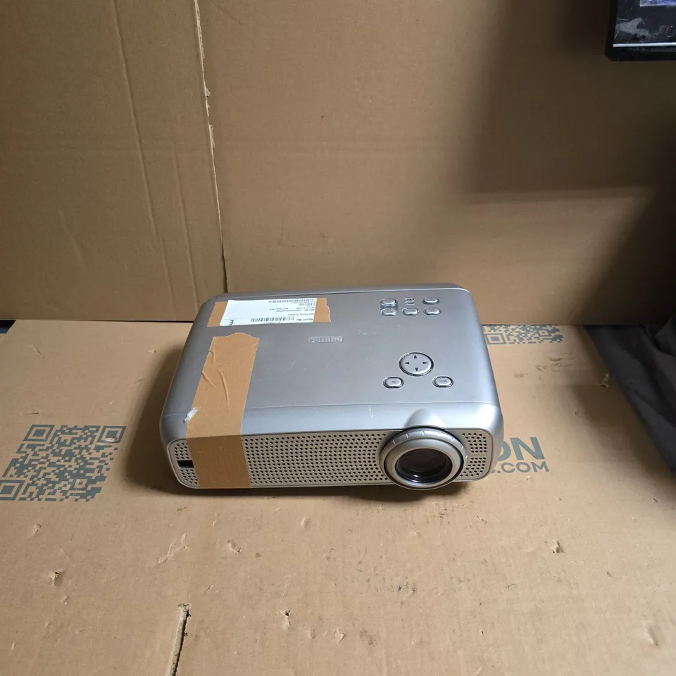 Philips LC 4345 E Projector