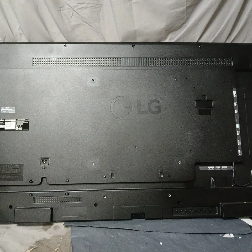 LG 49SM5KE-B 49-INCH COMMERCIAL DISPLAY – CRESTRON CONNECTED BOXED. NO POWER SUPPLY/ACCESSORIES POWERS ON