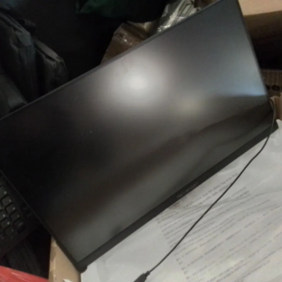 PALLET OF ASSORTED HOUSEHOLD ITEMS TO INCLUDE NEXSMART MONITOR AND MULTIPLE PHOTO STUDIO BOXES