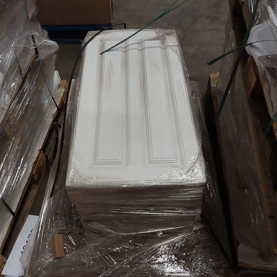 PALLET OF LARGE QUANTITY OF KITCHENS/BEDROOM REPLACEMENT CABINET DOOR/DRAWER/END PANELS IN ASSORTED SIZES