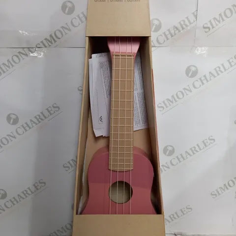 BOXED LITTLE DUTCH GUITAR 