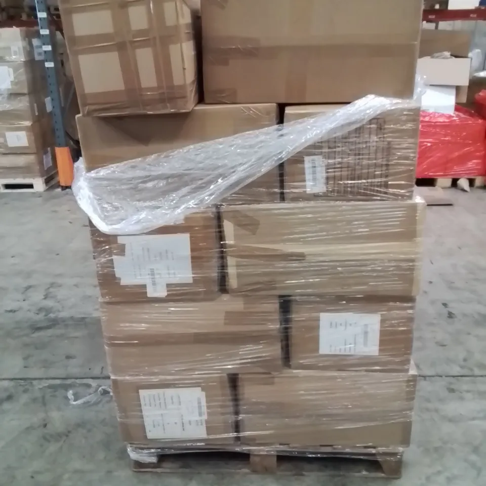 PALLET OF APPROXIMATELY  589X BRAND NEW WOMENS QUALITY DESIGNER CLOTHES APPROXIMATELY TO INCLUDE; SIMPLY BE JEANS, PRETTY SECRETS BRAS, SIMPLY BE 1 PIECE SWIMSUIT