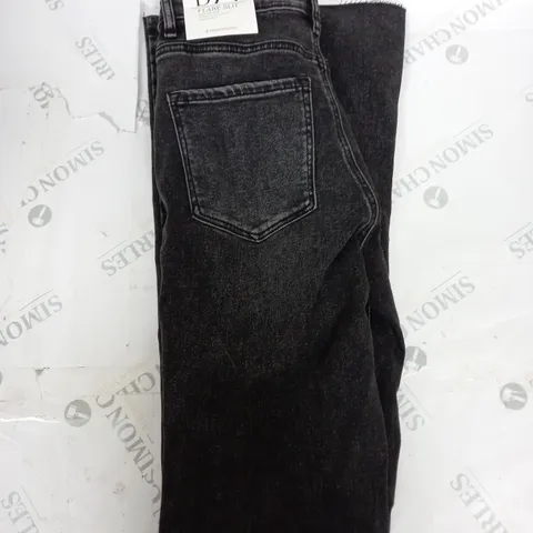 STRADIVARIUS FLARE SLIT DENIM JEANS SIZE 10