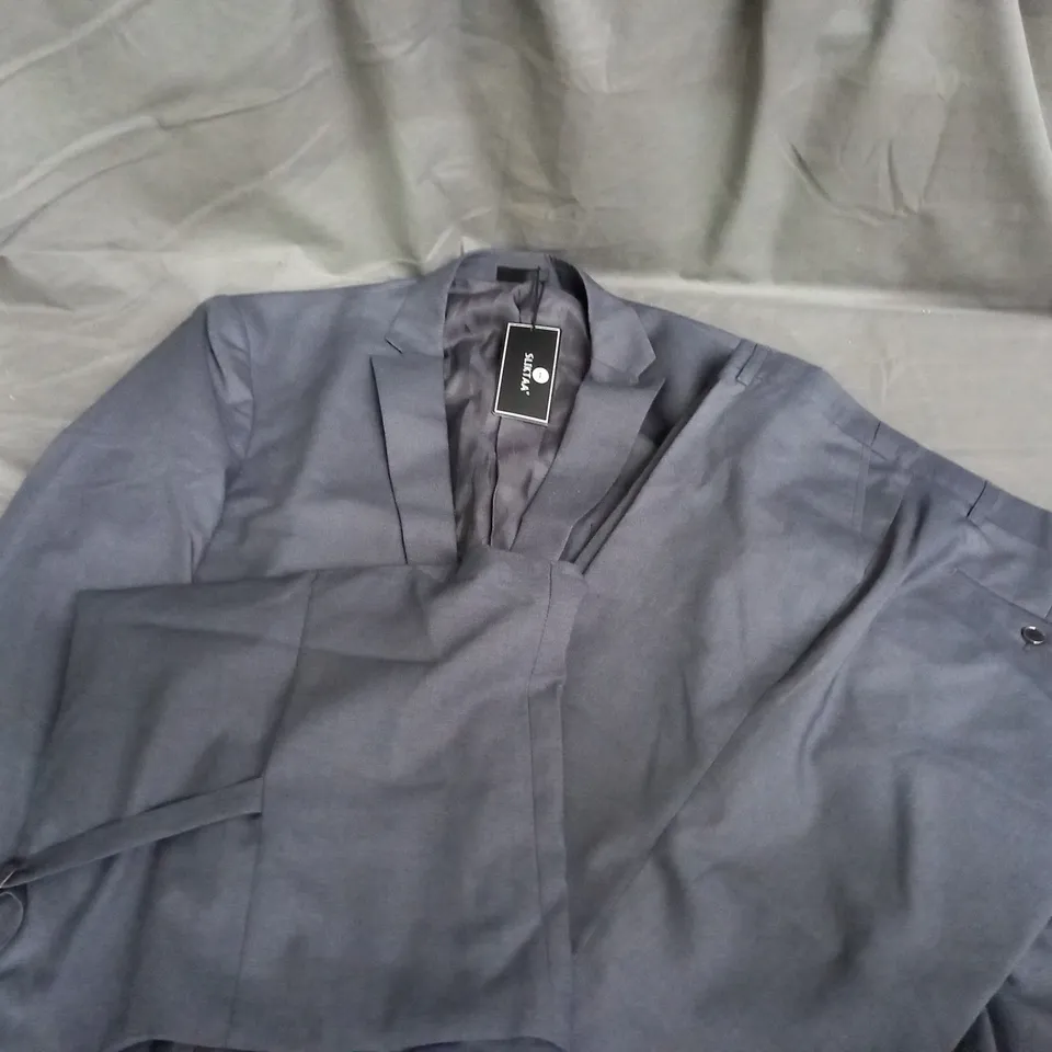 SLIKTAA 3-PEICE SUIT SIZE XL 