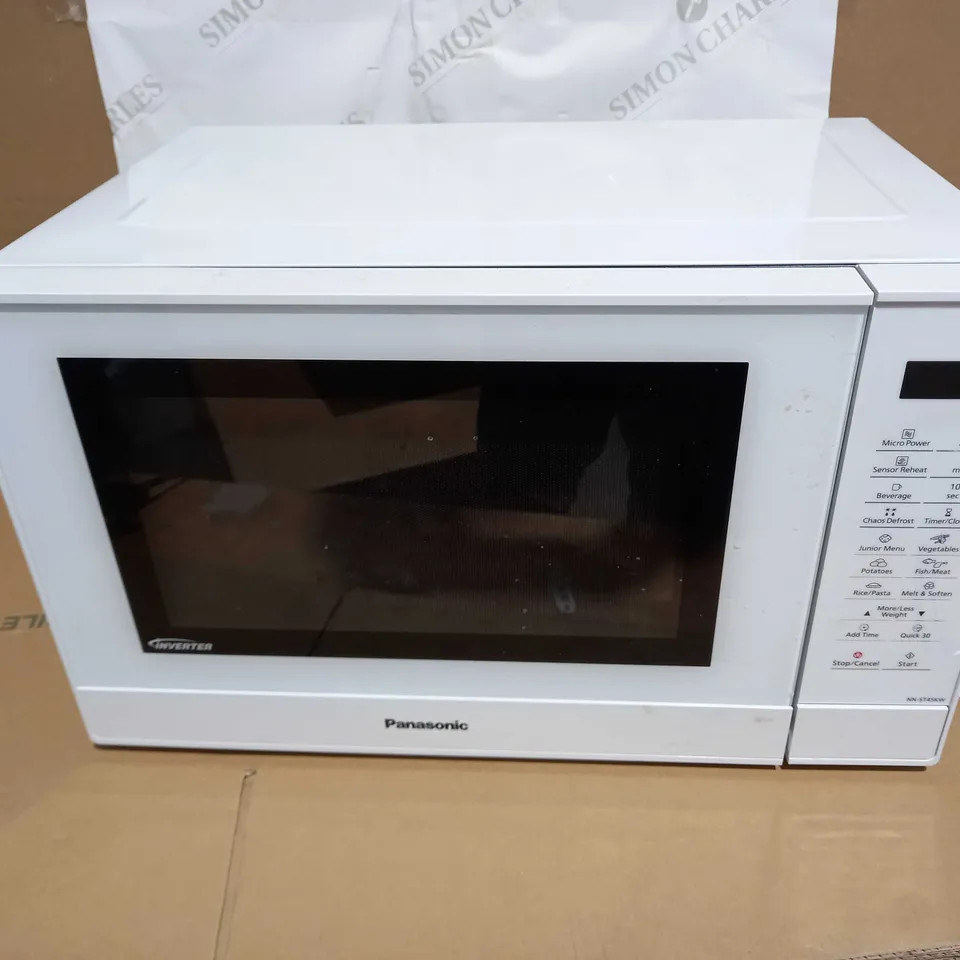 PANASONIC NN-ST45KWBPQ SOLO MICROWAVE OVEN
