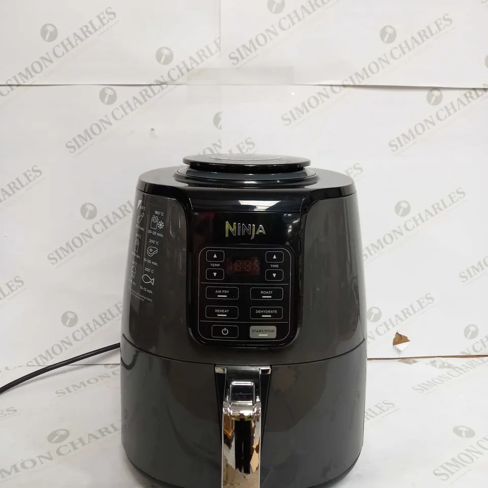NINJA AIR FRYER 3.8L AF100UK