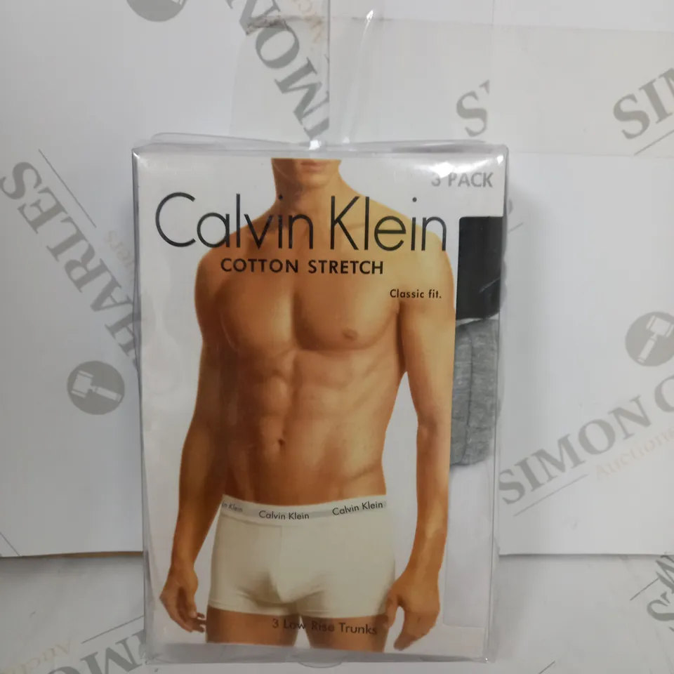 CALVIN KLEIN CLASSIC FIT PACK OF 3 LOW RISE TRUNKS SIZE M