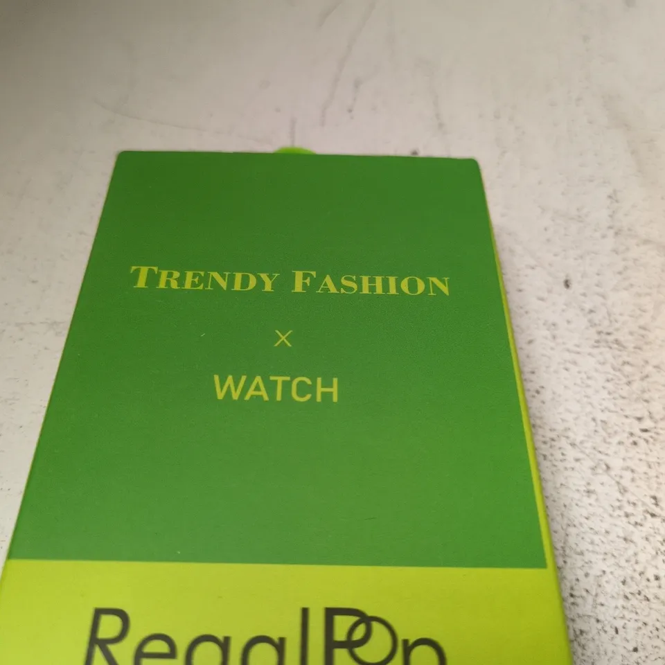 REGALPOP TRENDY FASHION WATCH – GREEN