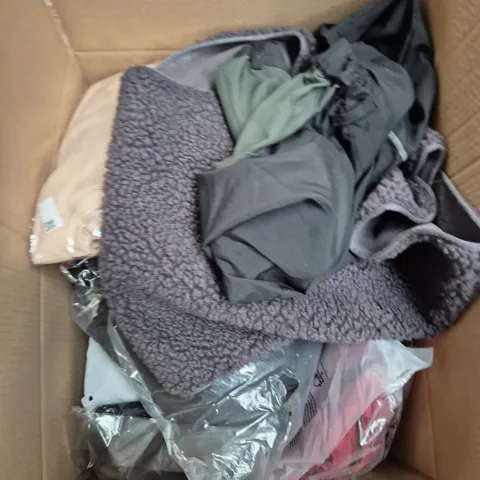 LARGE BOX OF ASSORTED CLOTHING ITEMS IN VARIOUS SIZES, STYLES AND COLOUR 