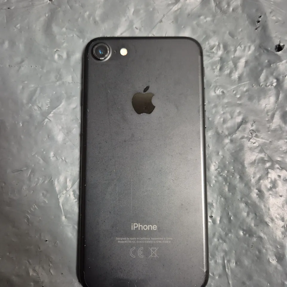 APPLE IPHONE 7 - MODEL A1778