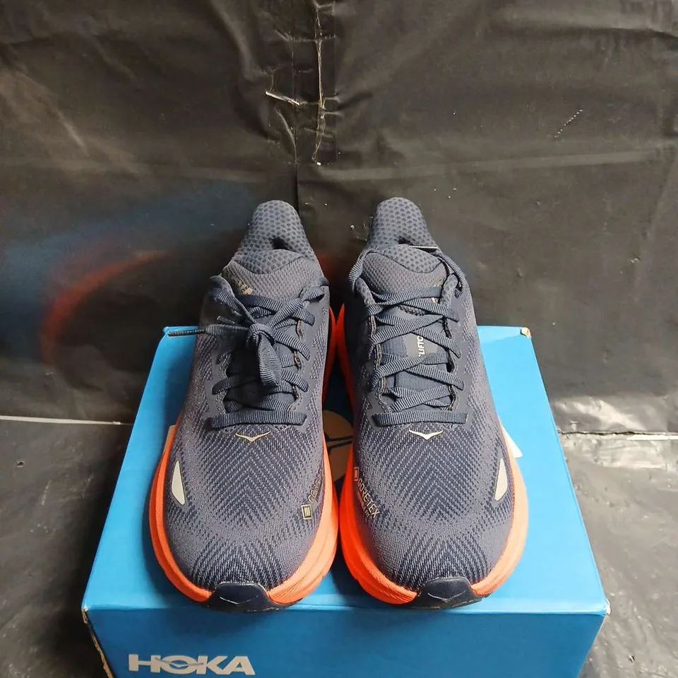 BOXED PAIR OF HOKA CLIFTON 9 GTX WOMEN’S RUNNING SHOES – UK SIZE  4.5