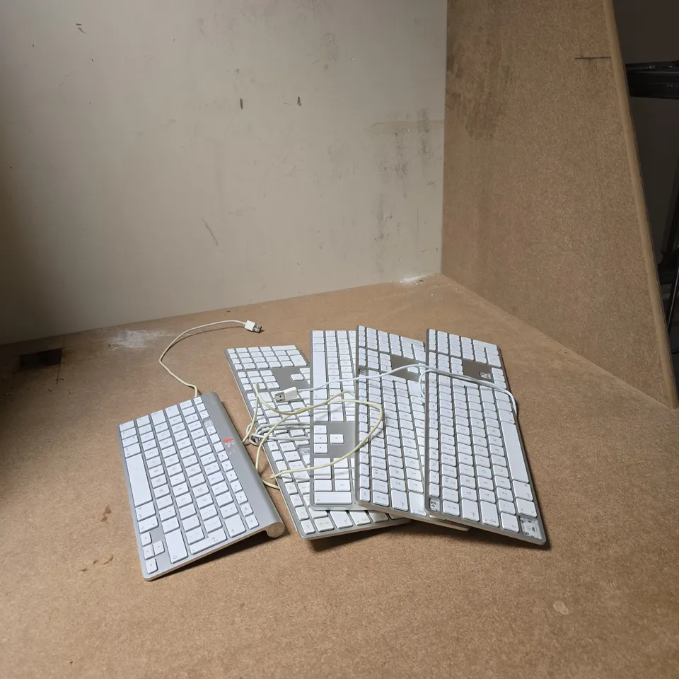 APPROXIMATELY 5 APPLE KEYBOARDS - MISSING KEYS