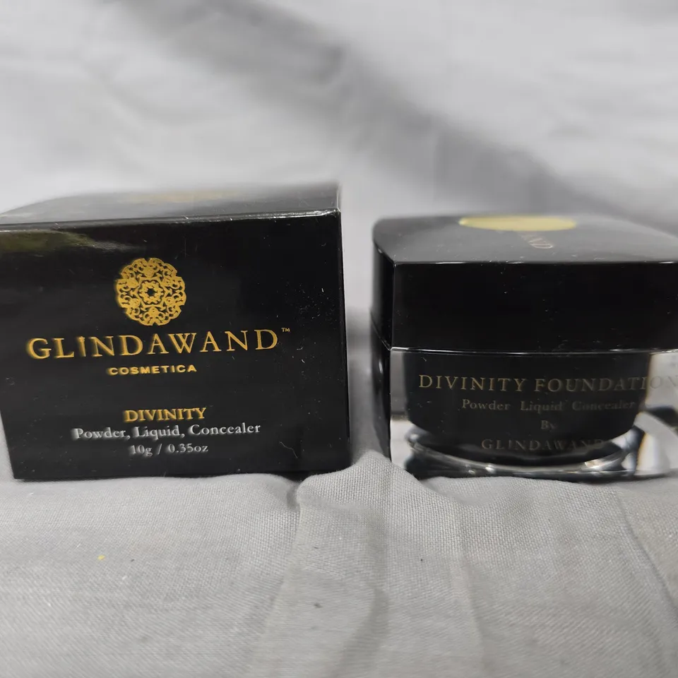 GLINDAWAND DIVINITY POWDER, LIQUID & CONCEALER – MEDITERRANEAN 