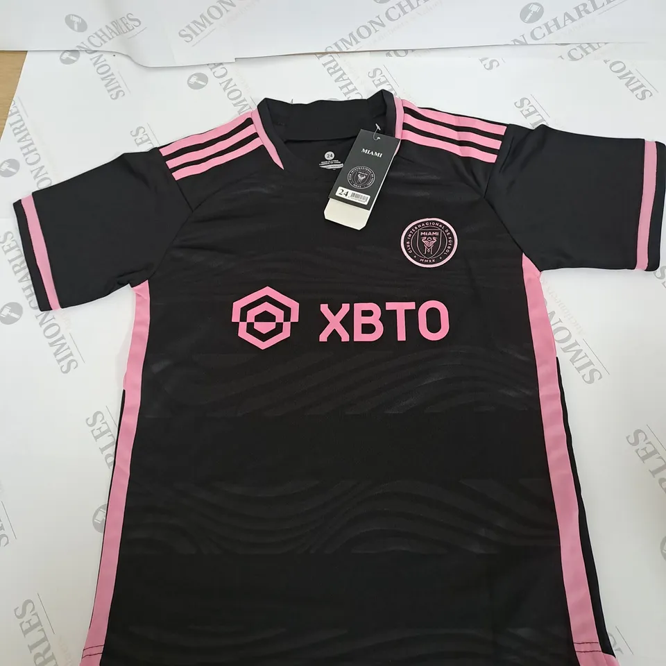 INTER MIAMI AWAY SHIRT WITH MESSI 10 ON THE BACK SIZE 24