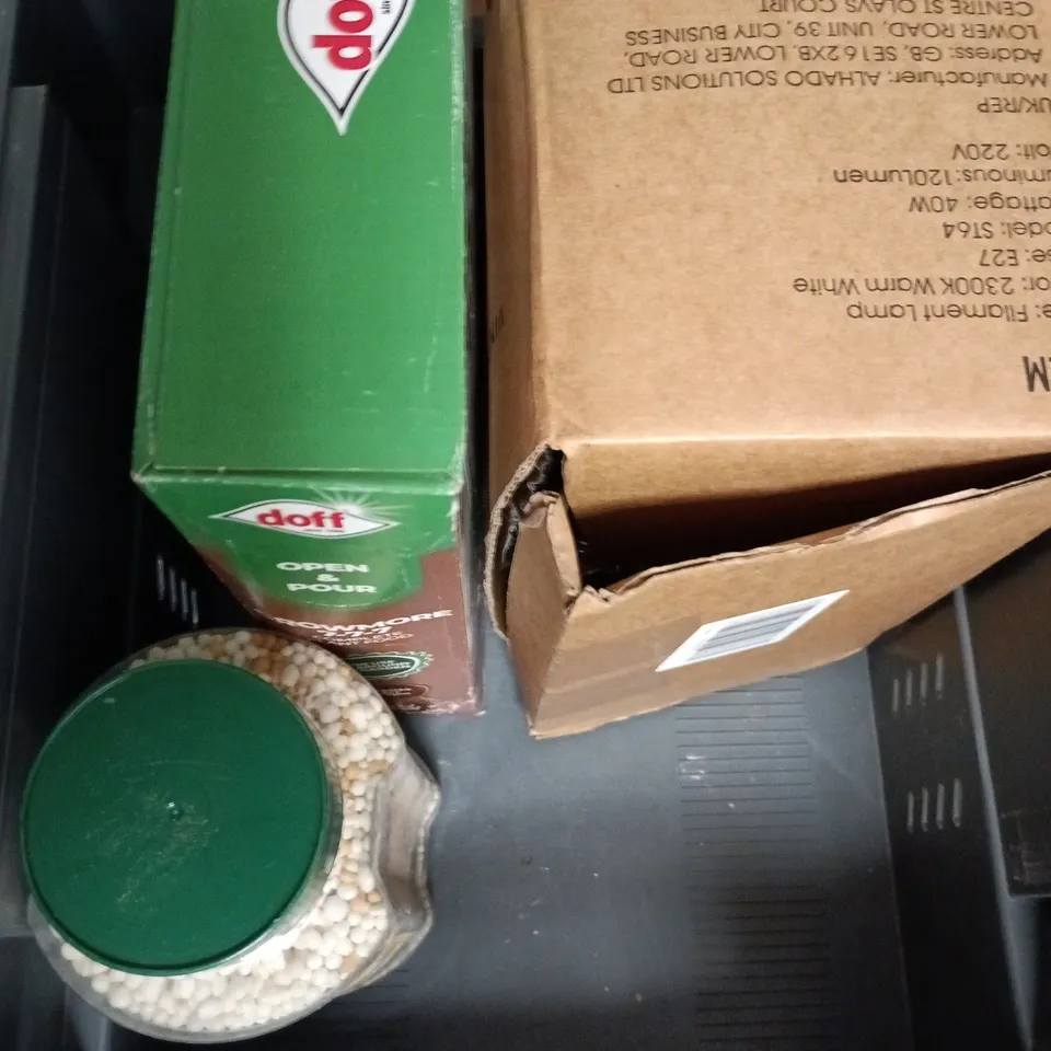 APPROXIMATELY 6 ASSORTED HOUSEHOLD ITEMS TO INCLUDE FIRE GLOW BULBS, PLANT FOOD, PARASITE SPRAY ETC