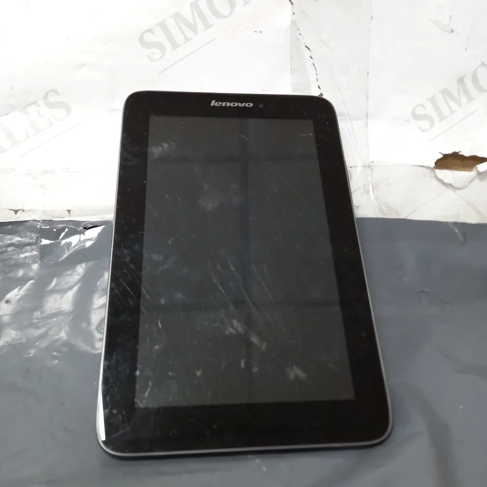 LENOVO IDEA PAD IN BLACK