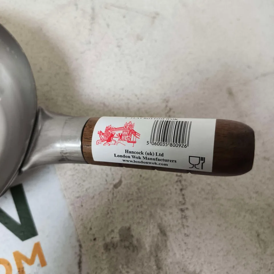 CARBON STEEL 8IN FLAT-BOTTOM WOK WITH WOODEN HANDLE (LONDON WOK MANUFACTURERS)